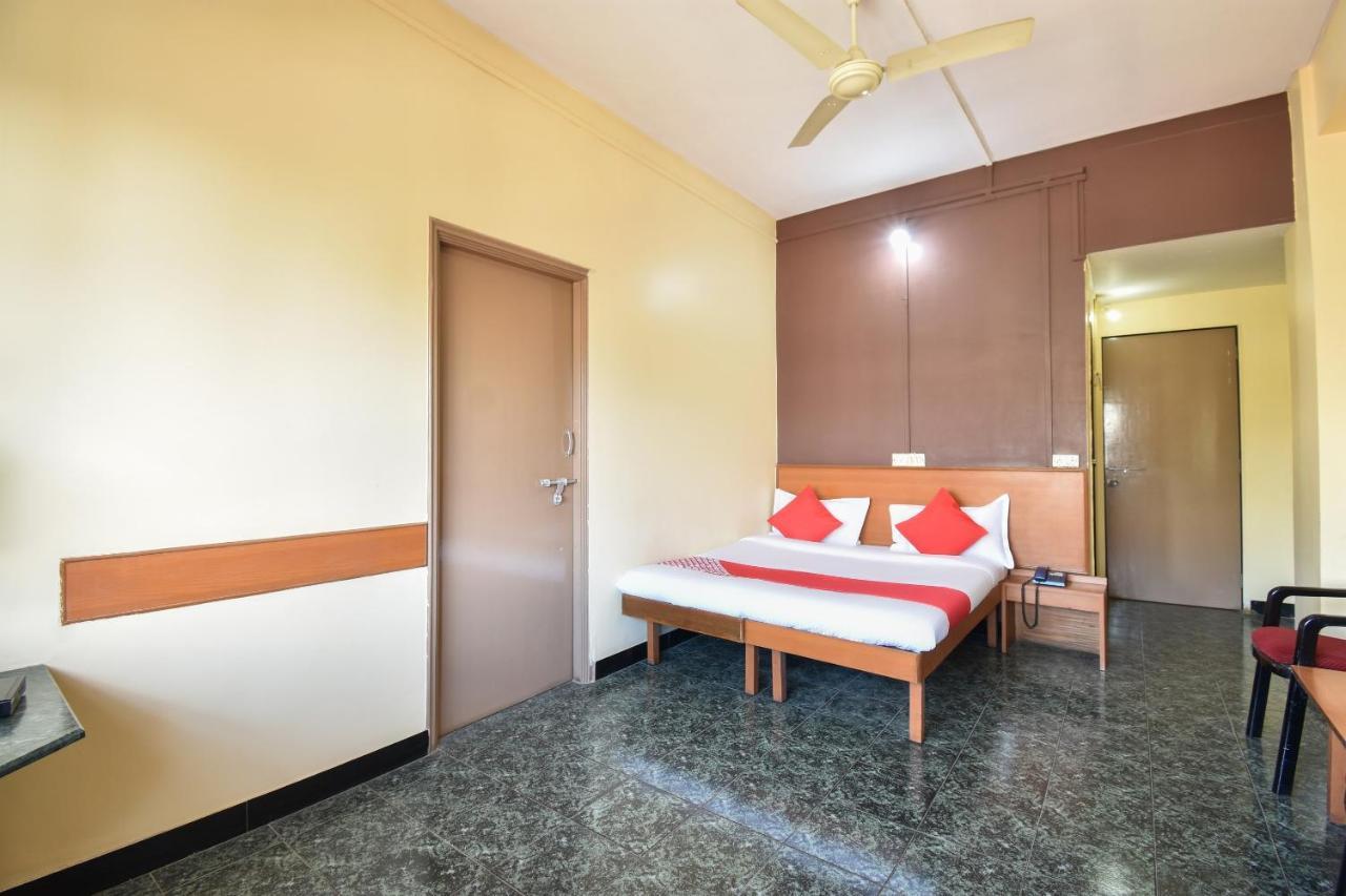 Oyo 63264 Hotel Shamiana Pandharpur Exterior foto